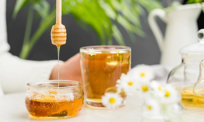 Những lưu ý để hạn chế rủi ro khi uống mật ong nguyên chất