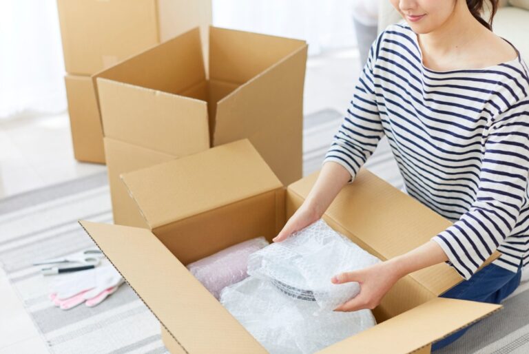 Bí quyết đóng gói đồ dễ vỡ khi chuyển nhà an toàn, không lo hư hỏng
