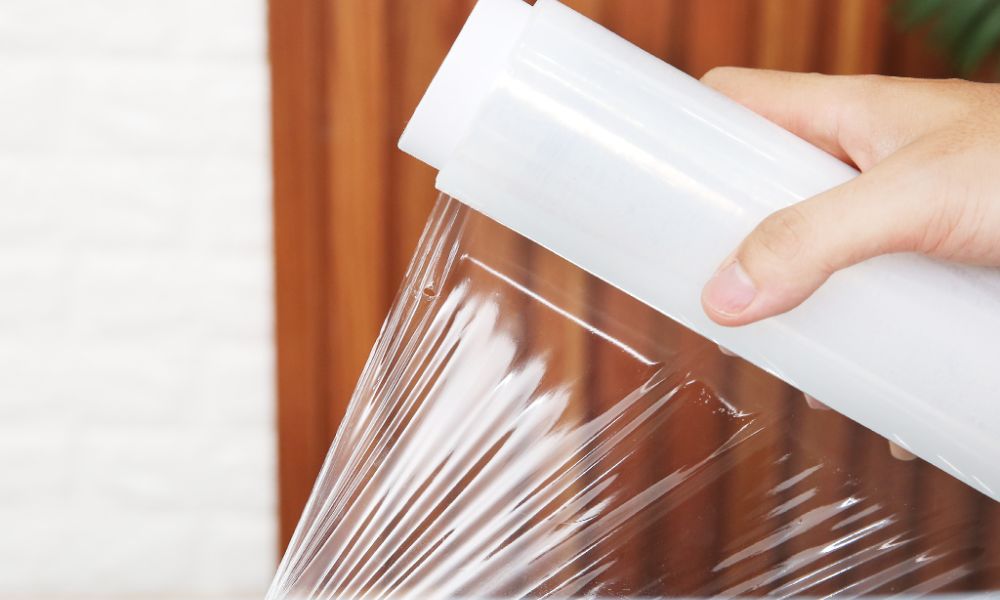 tháo lắp tivi khi chuyển nhà
