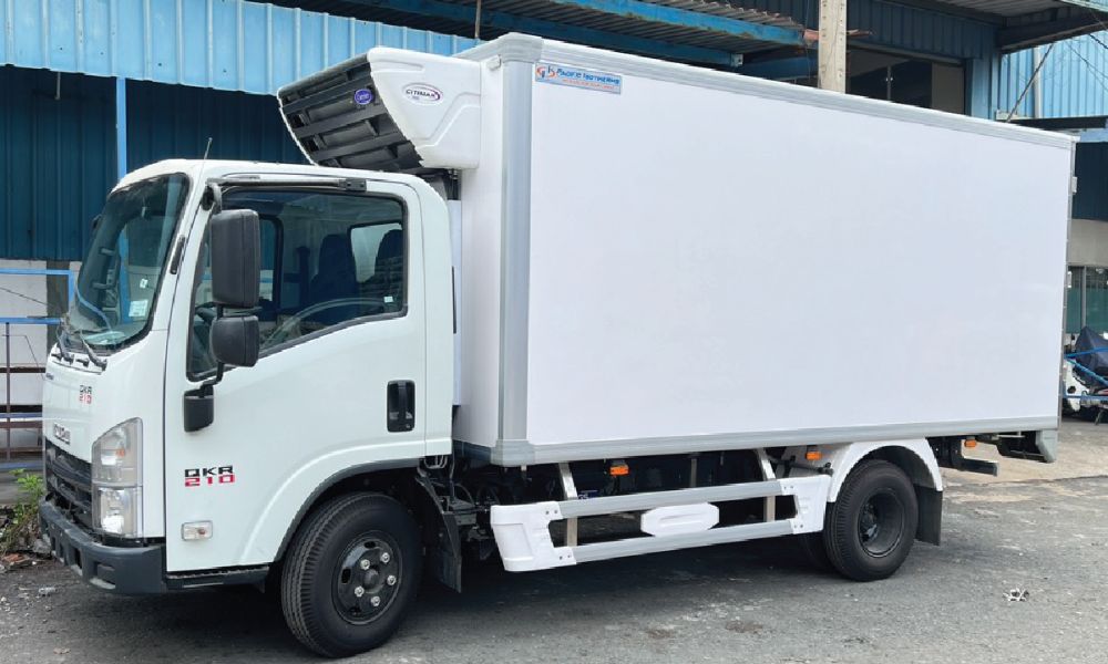tháo lắp tivi khi chuyển nhà